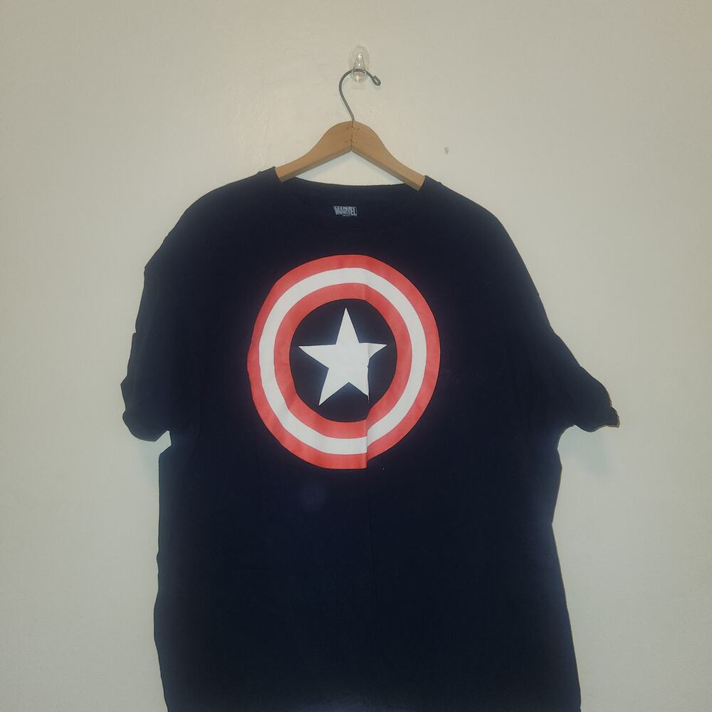 Men's Captain America Marvel Graphic T size 3 XL